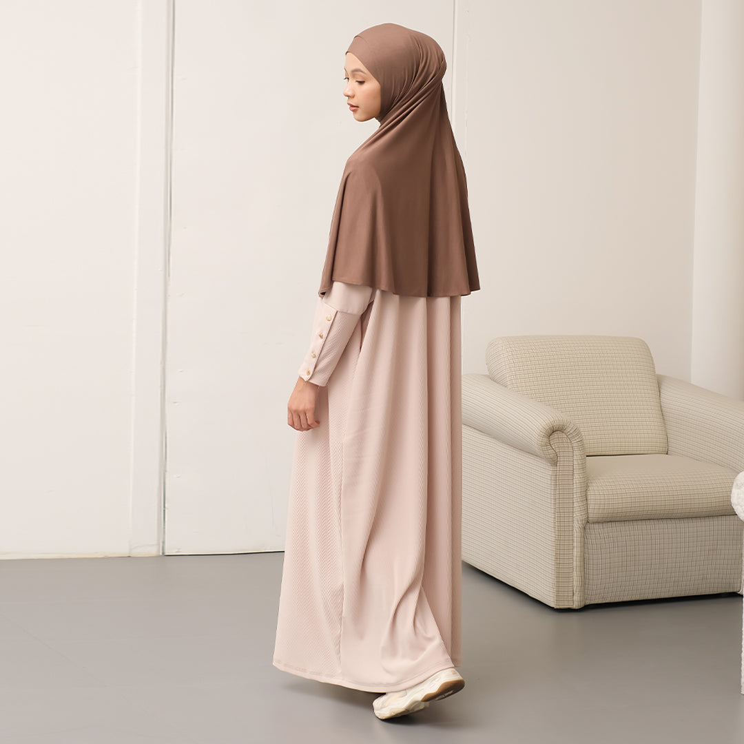 Jedda Knit Abaya in Cream (Size S-M)