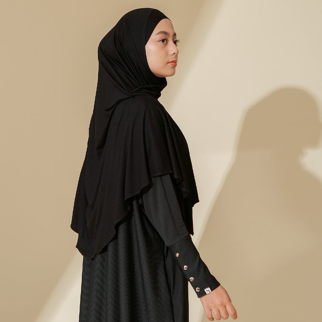 Sauda Instan in Black (Size L-XL)