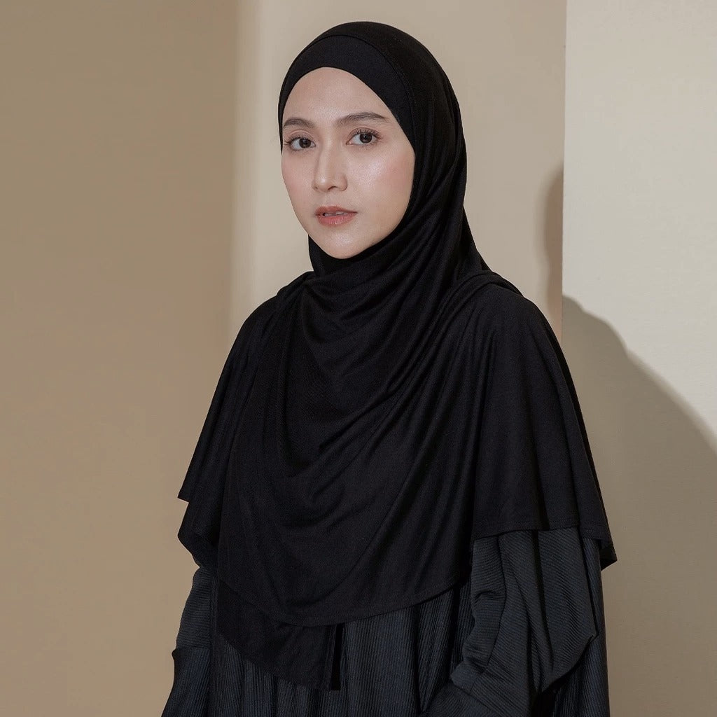 Sauda Instan in Black Non Ciput (Size S-M)