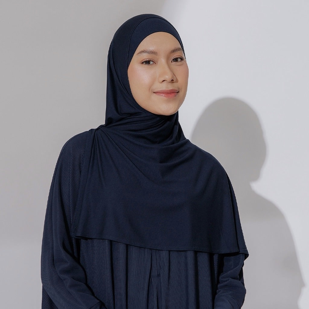 Sauda Instan in Navy Non Ciput (Size S-M)
