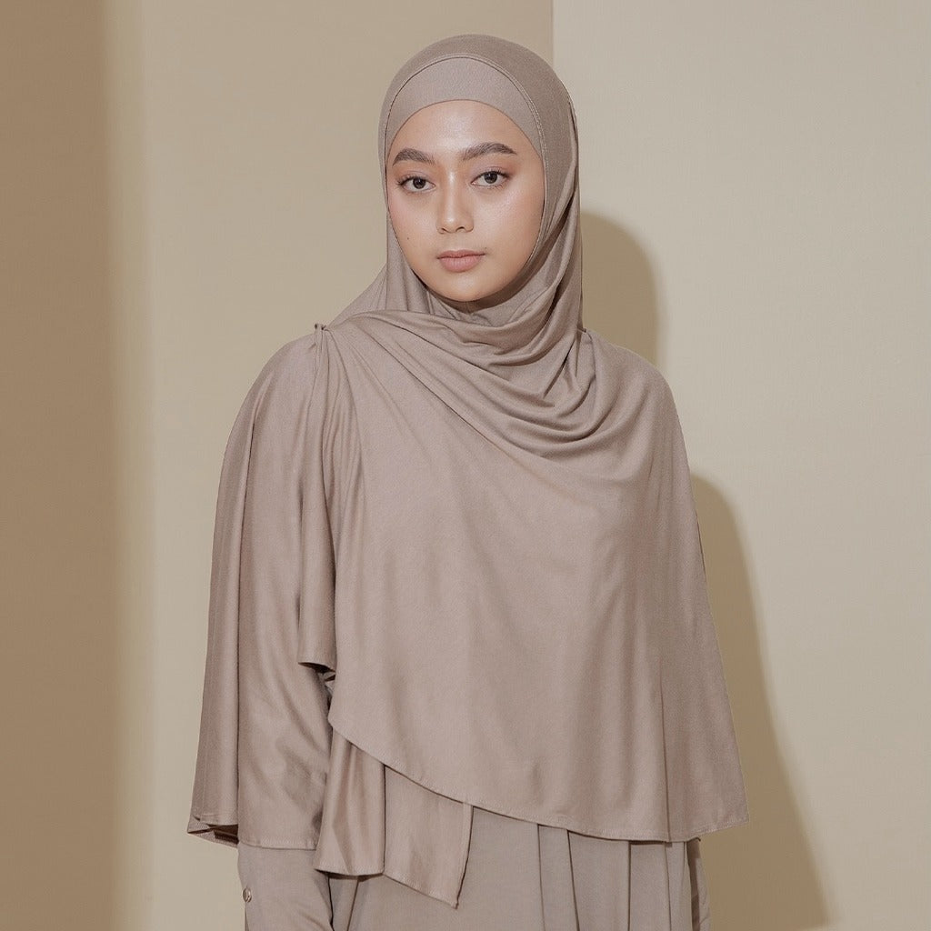 Sauda Instan in Taupe Non Ciput (Size L-XL)