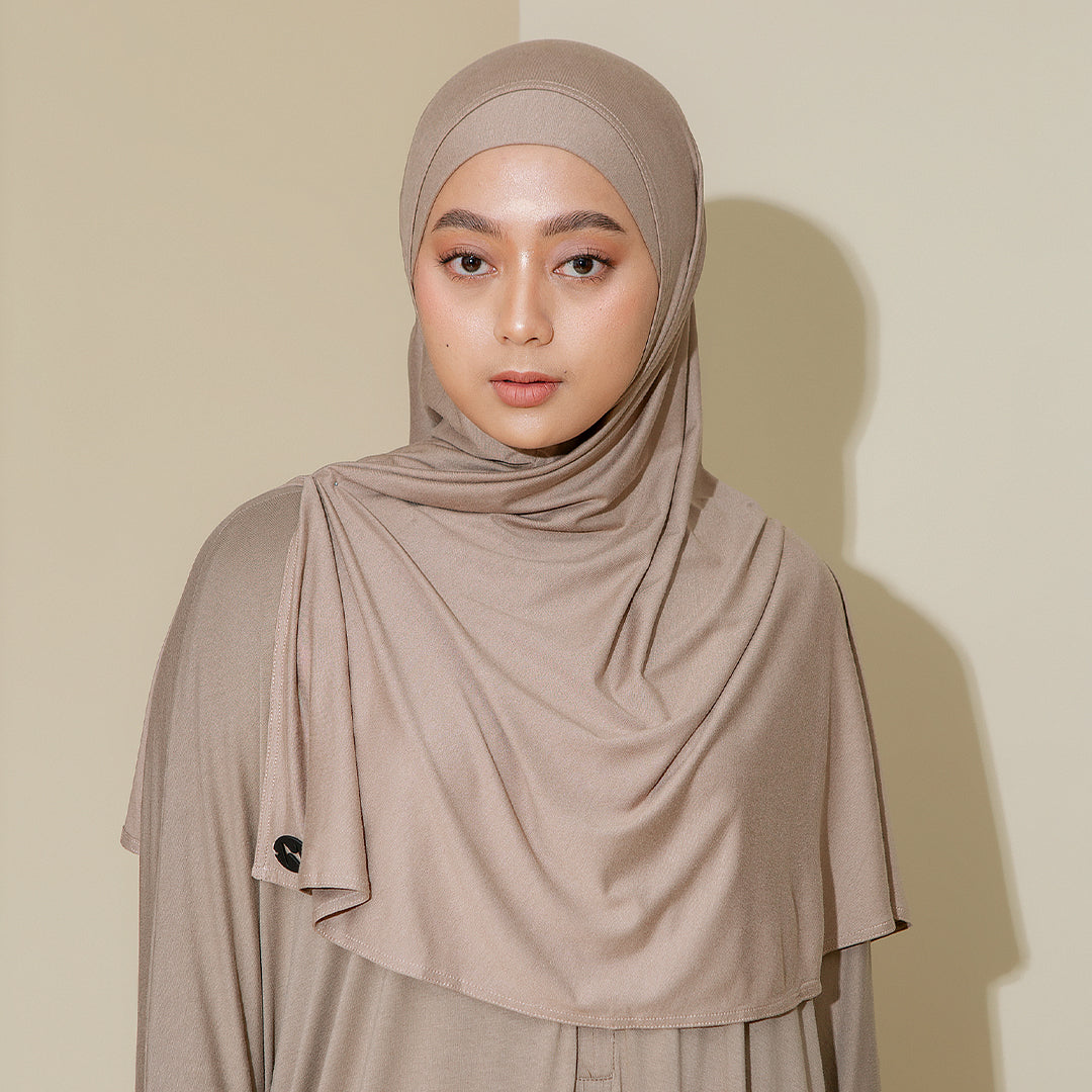 Sauda Instan in Taupe (Size S-M)