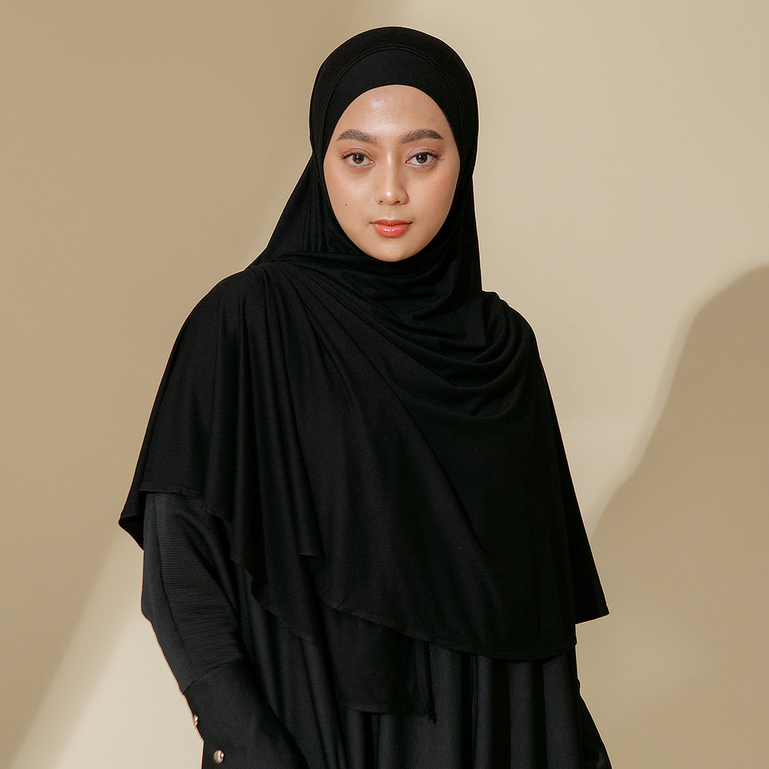 Sauda Instan in Black (Size L-XL)